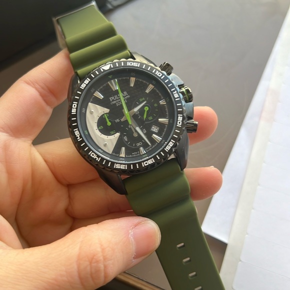 Pulsar Mens Chronograph Watch - Picture 1 of 3